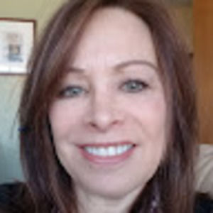 Meet your Posher, Elisa